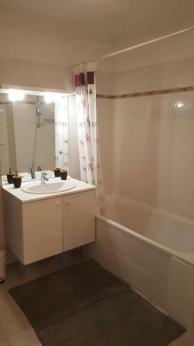 Apartamento Appt 6 Pers Piscine Parking Clim