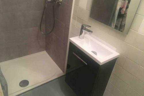 Apartamento Studio � 600m Des Plages/clim Reversible/wifi