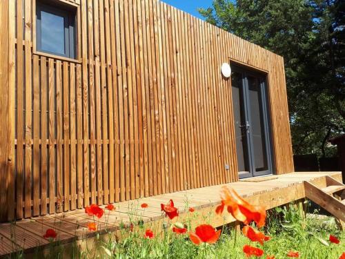 Apartamento Joli Studio Ind�pendant En Bois Avec Jacuzzi Prive