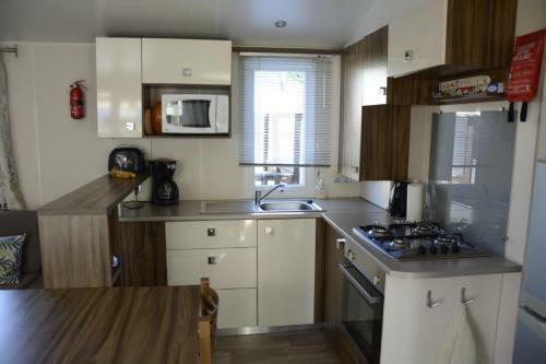 Mobilhome 6/8 Personnes 3ch La Reserve ****
