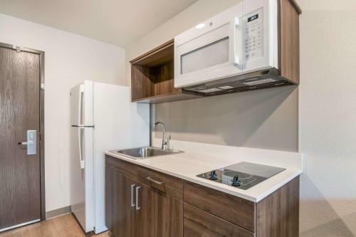 Hotel Woodspring Suites Missoula