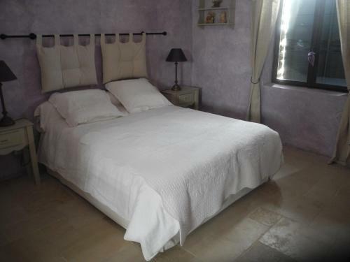 Bed & Breakfast Oustau De Piera
