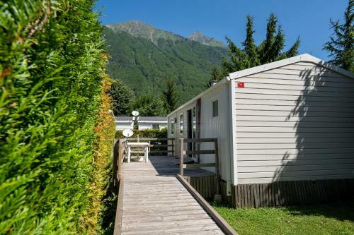 Camping Le Rochetaill�e