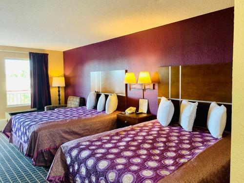 Motel America's Best Inn