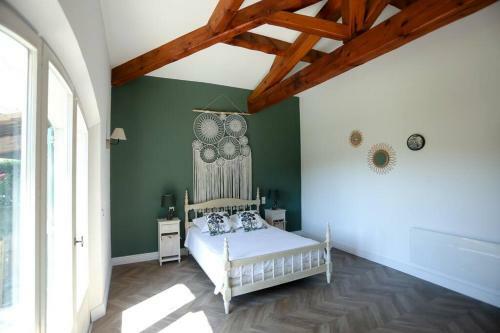 Villa Luxury Proven�al Retreat 5 Mins From Valbonne