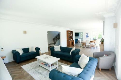 Villa Luxury Proven�al Retreat 5 Mins From Valbonne