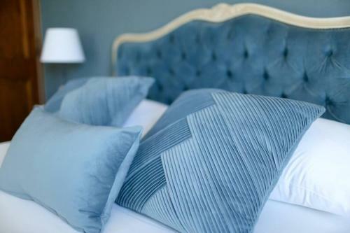 Villa Luxury Proven�al Retreat 5 Mins From Valbonne