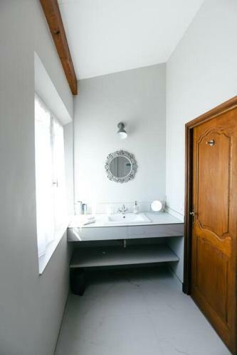 Villa Luxury Proven�al Retreat 5 Mins From Valbonne