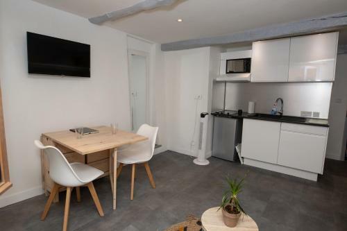 Apartamento Studio Cosy Dans Centre Historique Avec Parking