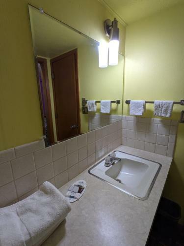 Hotel Great Plains Budget Inn