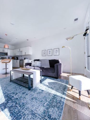 Bright 1bd/1ba Downtown Omaha Apartments