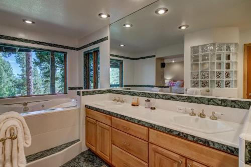 Lakeview Getaway