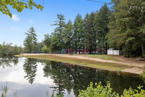 Cozy Home Retreat! At Lake Winnipesaukee
