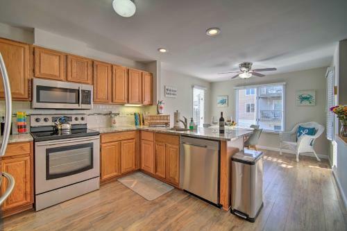 Apartamento Seabreeze Condo With Fireplace, Close To Beach!