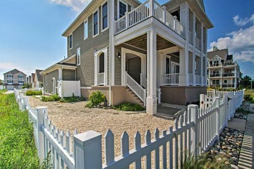 Oceanfront AC Home On Boardwalk Spring Vacation!
