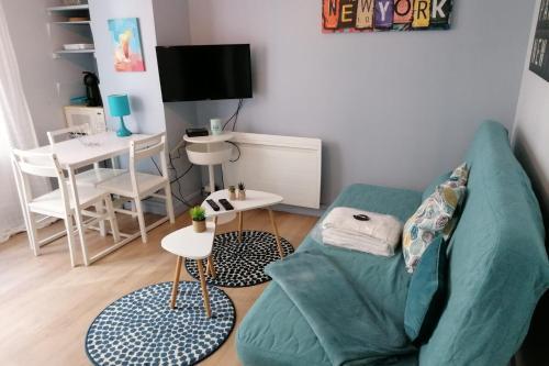 Apartamento Nice Renovated Studio Tram C And A #j7