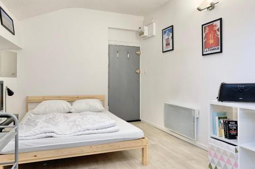 Apartamento Nice Little Renovated Studio-last Floor-hypercenter-very Quiet #bz
