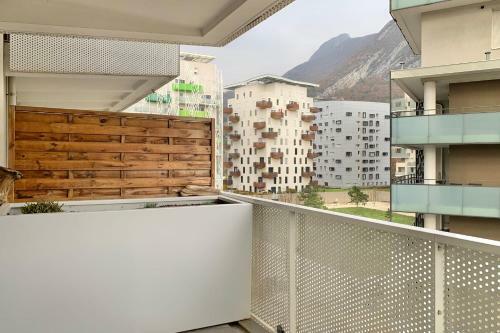 Apartamento Nice Flat T3 - Europole Area - Terrace And Parking #ci