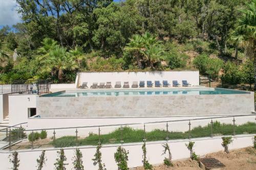 Luxury Villas At Grimaud