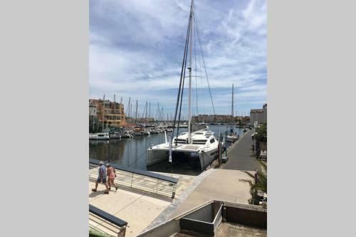 Apartamento Location Gruissan, Studio, Piscine, Parking Priv�