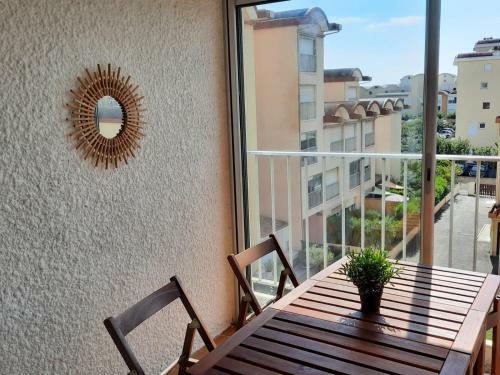 Apartamento Sur Le Port, Studio Avec Vue Sur La Marina