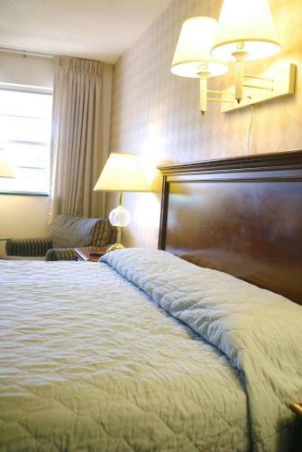 Motel Budget Host Alexandria