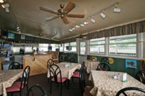 Motel Lake Anna Lodge