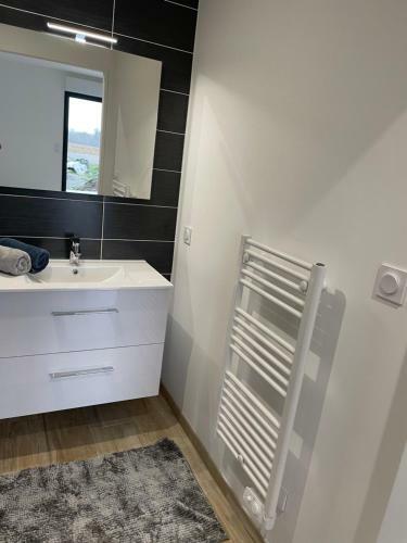 Villa Magnifique Corps de Ferme R�nov� Avec Jacuzzi