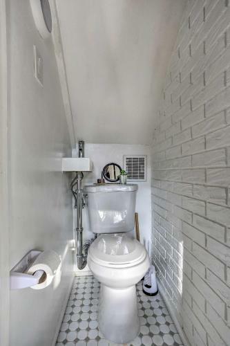 Contemporary Jersey City Abode About 5 Mi To Nyc!