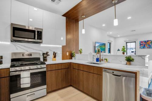 Apartamento New! Vibrant Large Studio Dwntwn 18 Mins To Nyc