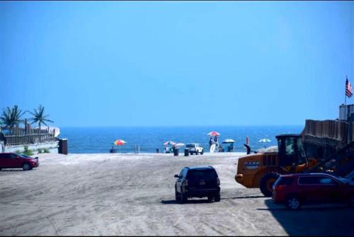 Apartamento Beach Block Condo,100 Ft From Boardwalk, 4bd, 3ba, 2 Car Garage