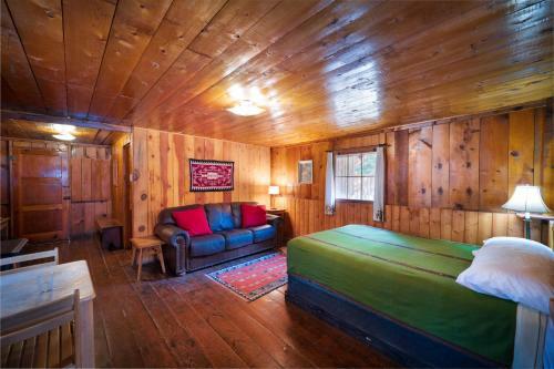 Corkins Lodge
