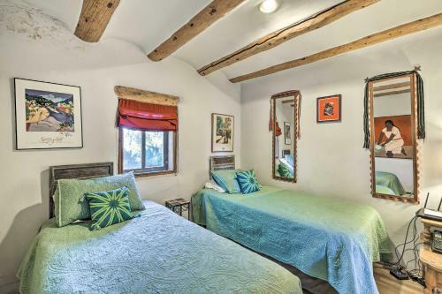 El Prado Home With Hot Tub, Panoramic Mtn Views