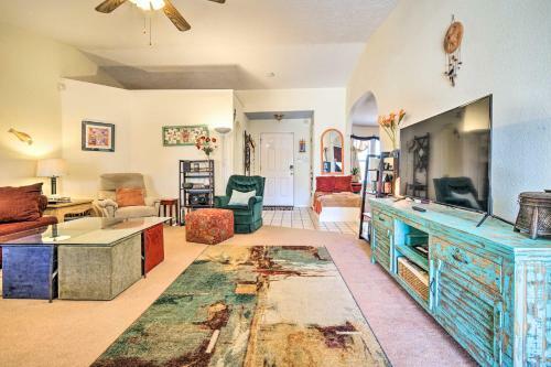 Cozy, Bright Las Cruces Purple Sage Ranch!