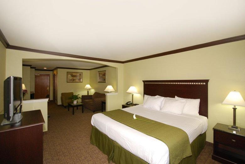Posada Best Western Plus Lake Worth