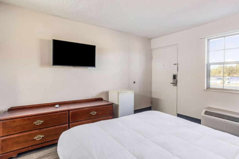 Motel Knights Inn Jacksboro