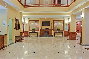Holiday Inn Express Hotel & Suites Vidor South