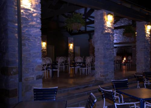Posada Natural Bridge Historic Hotel And Conference Center