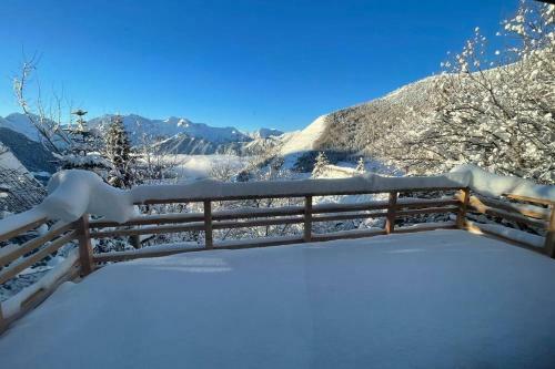 Vintage Chalet & Quiet Comfort In Alpe D'huez