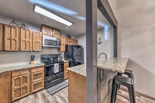 Apartamento Scenic And Central Ruidoso Condo With Deck, Grill