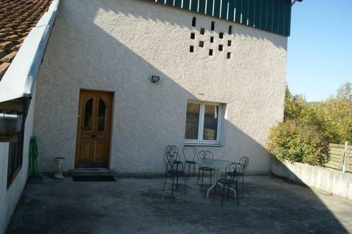 Bed & Breakfast Chambres D'h�tes La Noyeraie