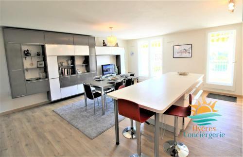Apartamento Emplacement Id�al Spacieux Clim Centre Hy�res