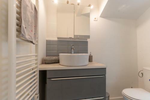 Apartamento Le Charme Du M�di�val Dans Un Appartement Cosy