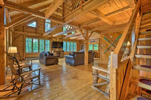 Exquisite Cabin With Deck And Fire Pit, 10 Mi To Lake