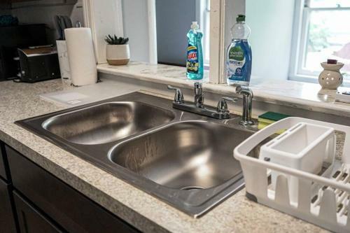 Apartamento Spacious & Comfy 5min To Downtown Royal Beds