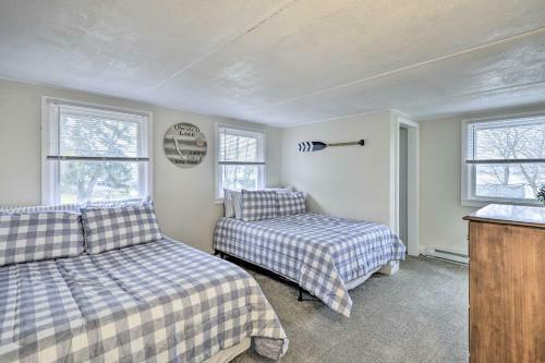 Owasco Lake Getaway With Fenced Yard And Views!