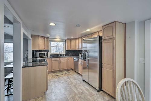 Owasco Lake Getaway With Fenced Yard And Views!