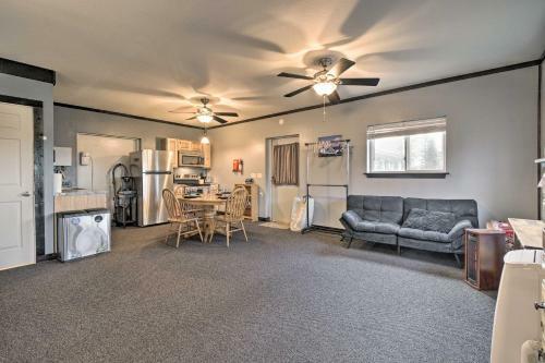 Apartamento Auburn Studio With Yard And Fire Pit About 5 Mi To Lakes!