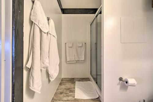 Apartamento Auburn Studio With Yard And Fire Pit About 5 Mi To Lakes!