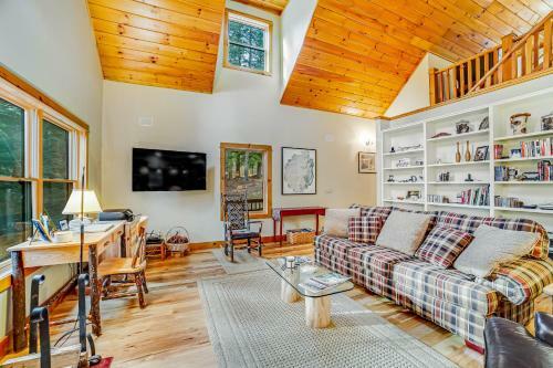 Hemlock Lodge